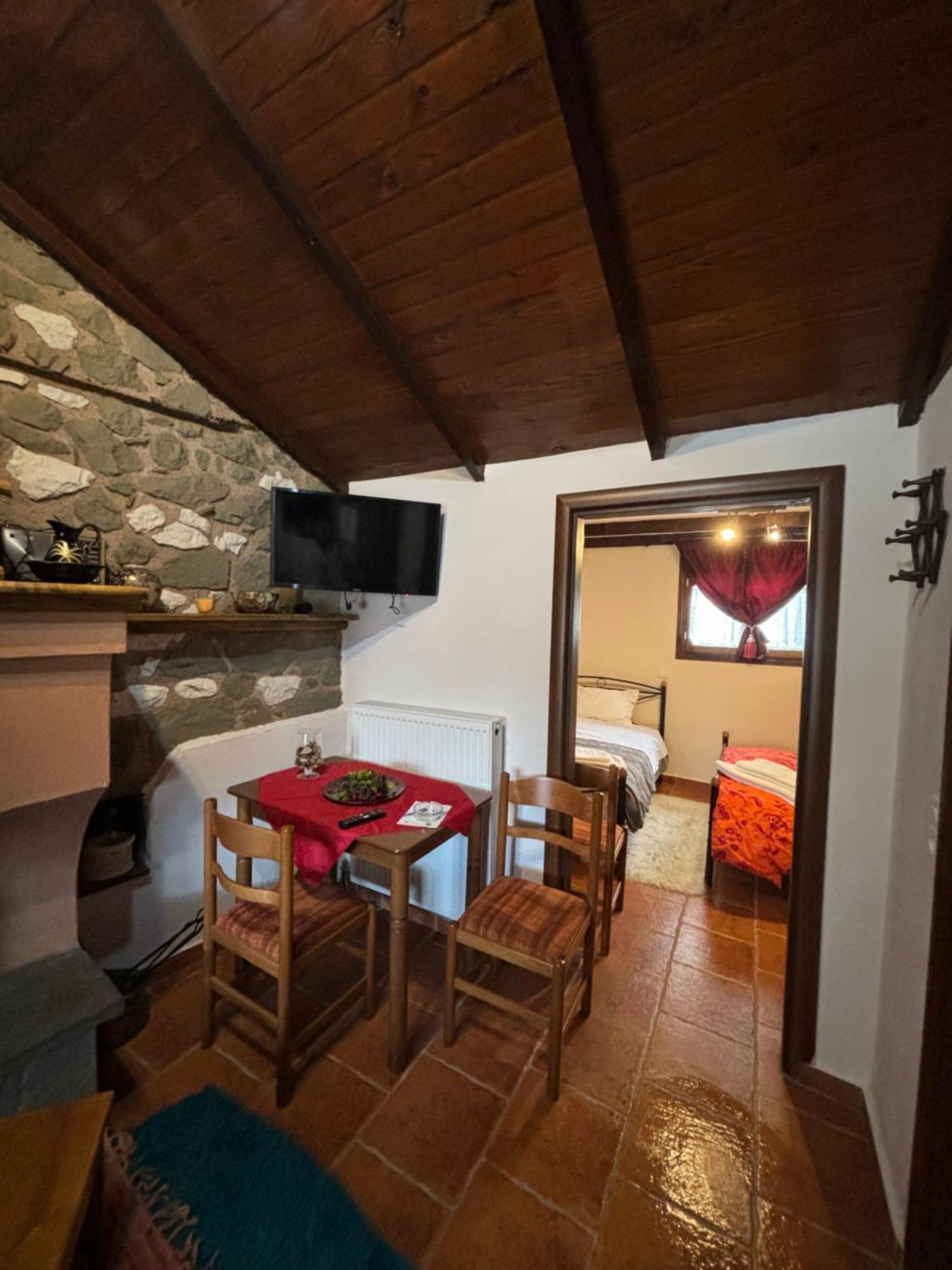 Πέτρινο Όραμα Hotel Kotronion  Екстериор снимка